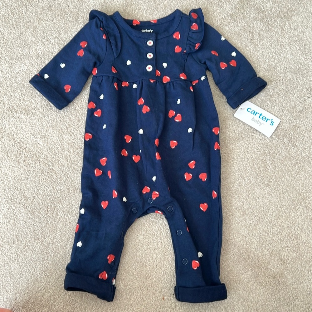 Carters Baby Heart Romper - 0-3 months - NWT